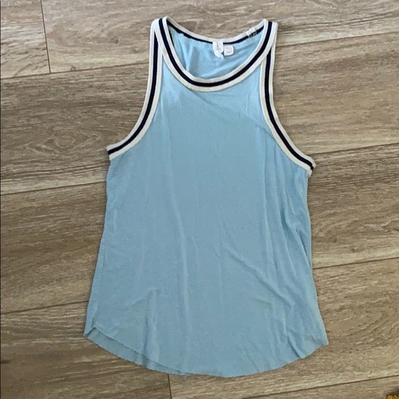 Beachy blue tank - Picture 1 of 2